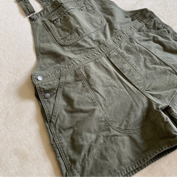 SOLD Patagonia bib shorts - Picture 3 of 6